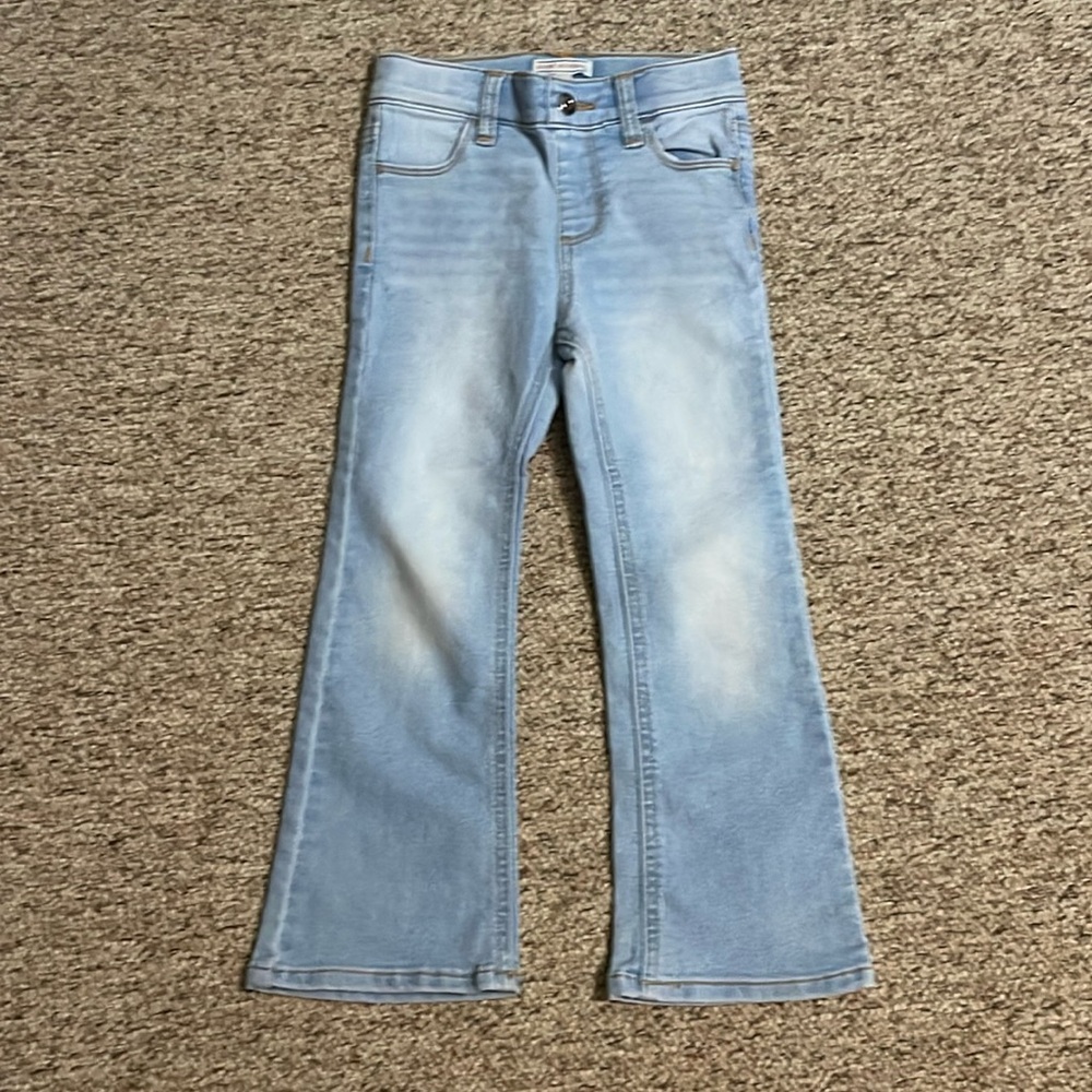 Social academy NWOT size 5 girls flare jeans